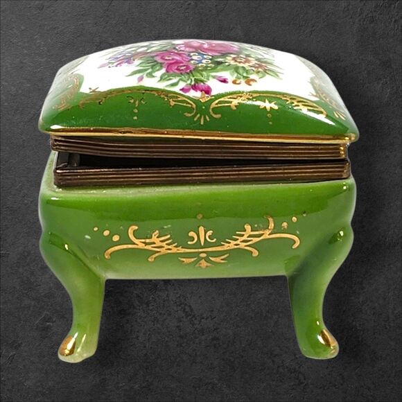 Vintage Norleans Japan Footed Porcelain Trinket Box Green Floral Gilt Vanity - Picture 5 of 11